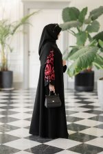عبا عقیق قرمز