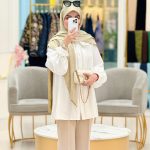 مانتو روشا سفید