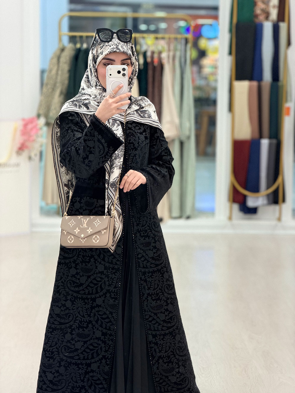 IMG_5785 عبا غزل مشکی تک - Image 1