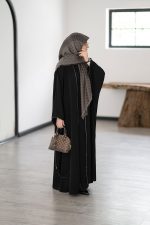 عبا هلیا مشکی - Image 3