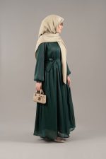 عبا اکلیل سبز زمردی با پارچه خاص و متفاوت