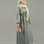 عبا اکلیل سبز صدری با طراحی لوکس و شیک
