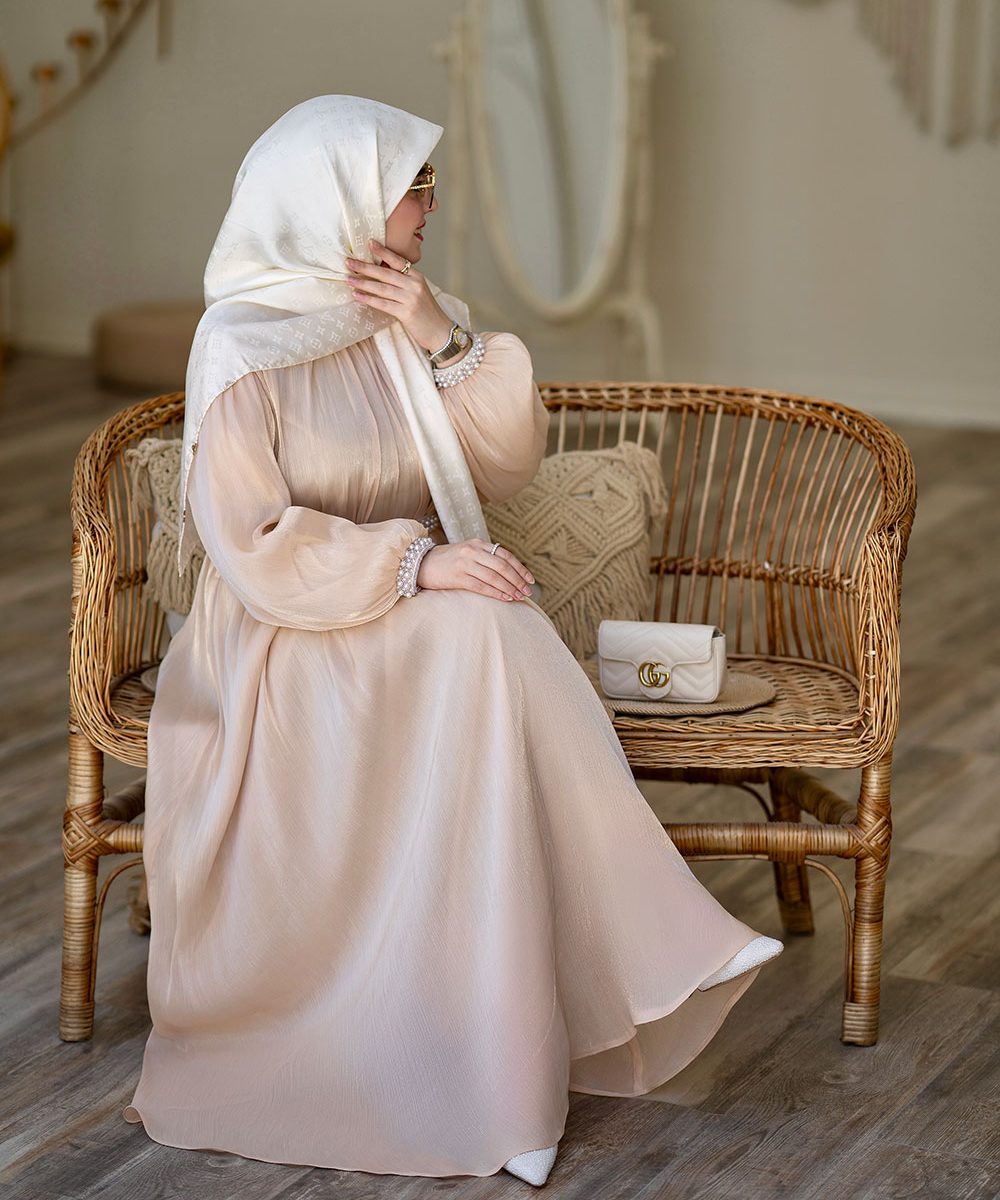عبا اطلس با رنگ خاص شامپاینی